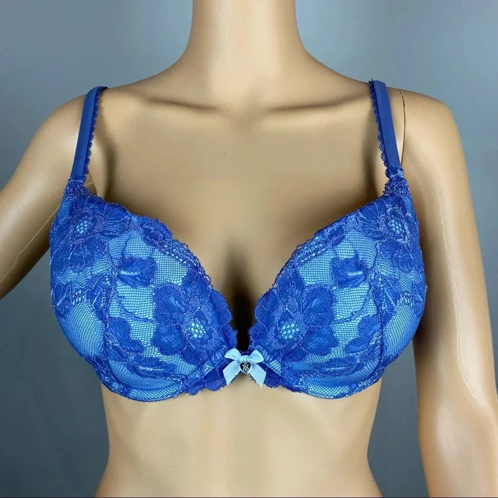 Victoria's Secret 34D Body by Victoria Blue Lace Bra Underwire, Padded